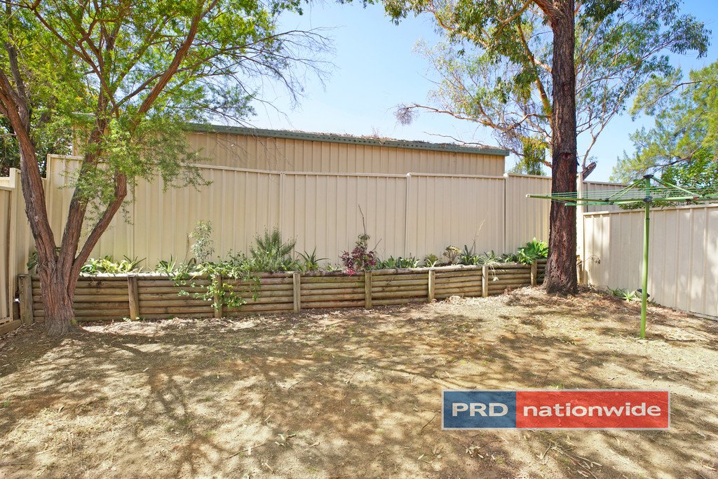 10/113 The Lakes Drive GLENMORE PARK 10
