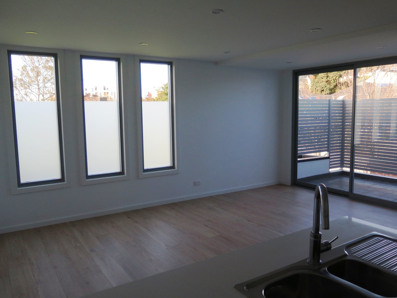 Gallery: 101/14 South Avenue