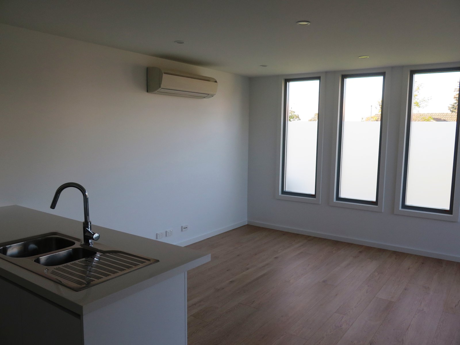 Gallery: 101/14 South Avenue