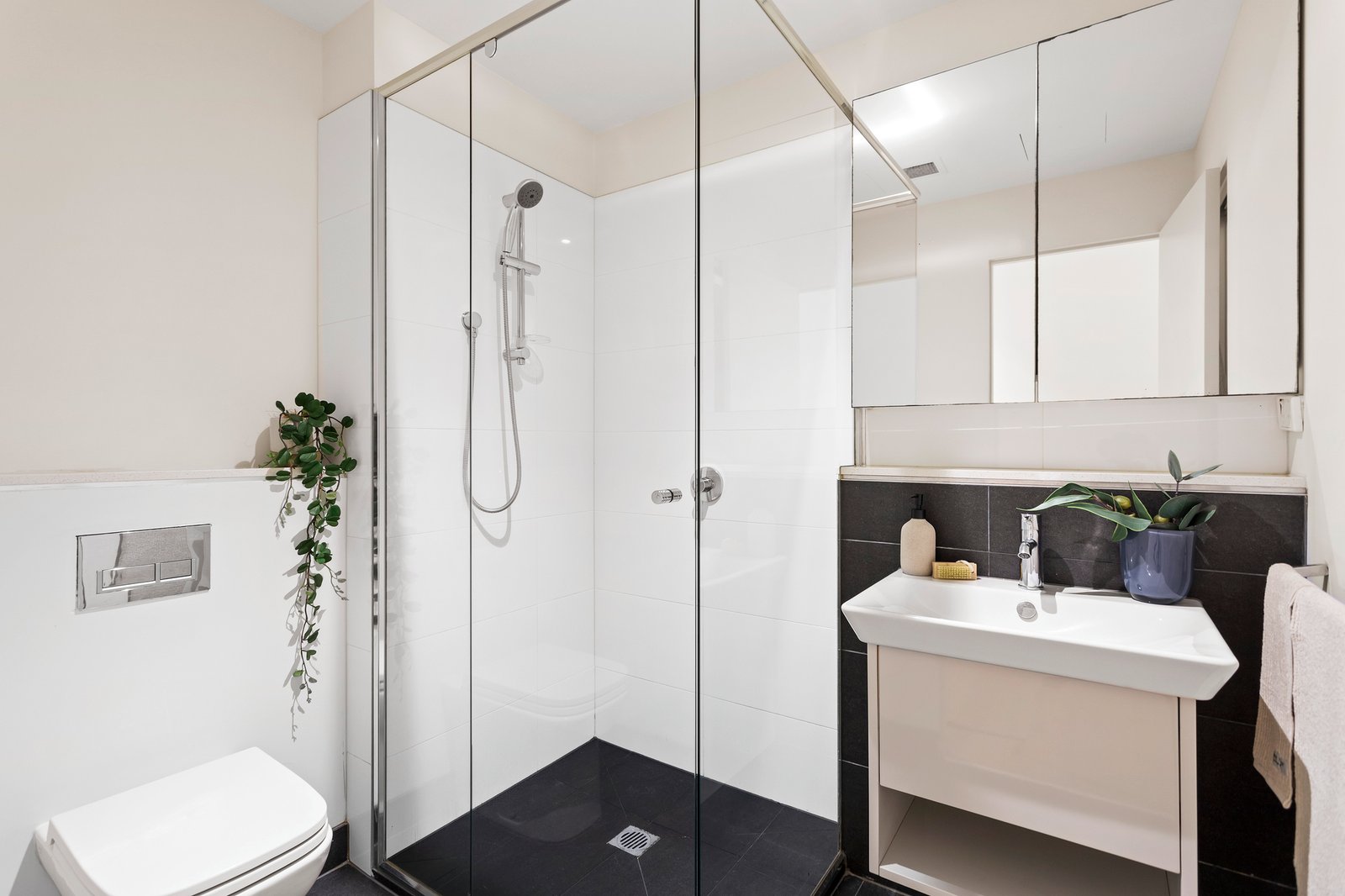 Real Estate and Property in 101/144 McKinnon Road, Mckinnon, VIC