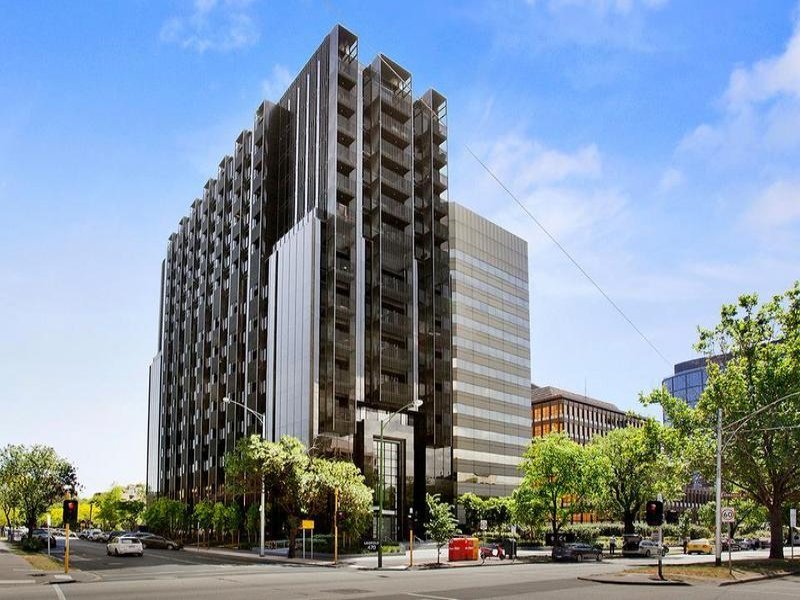 1011/470 St Kilda Road, Melbourne - RT Edgar