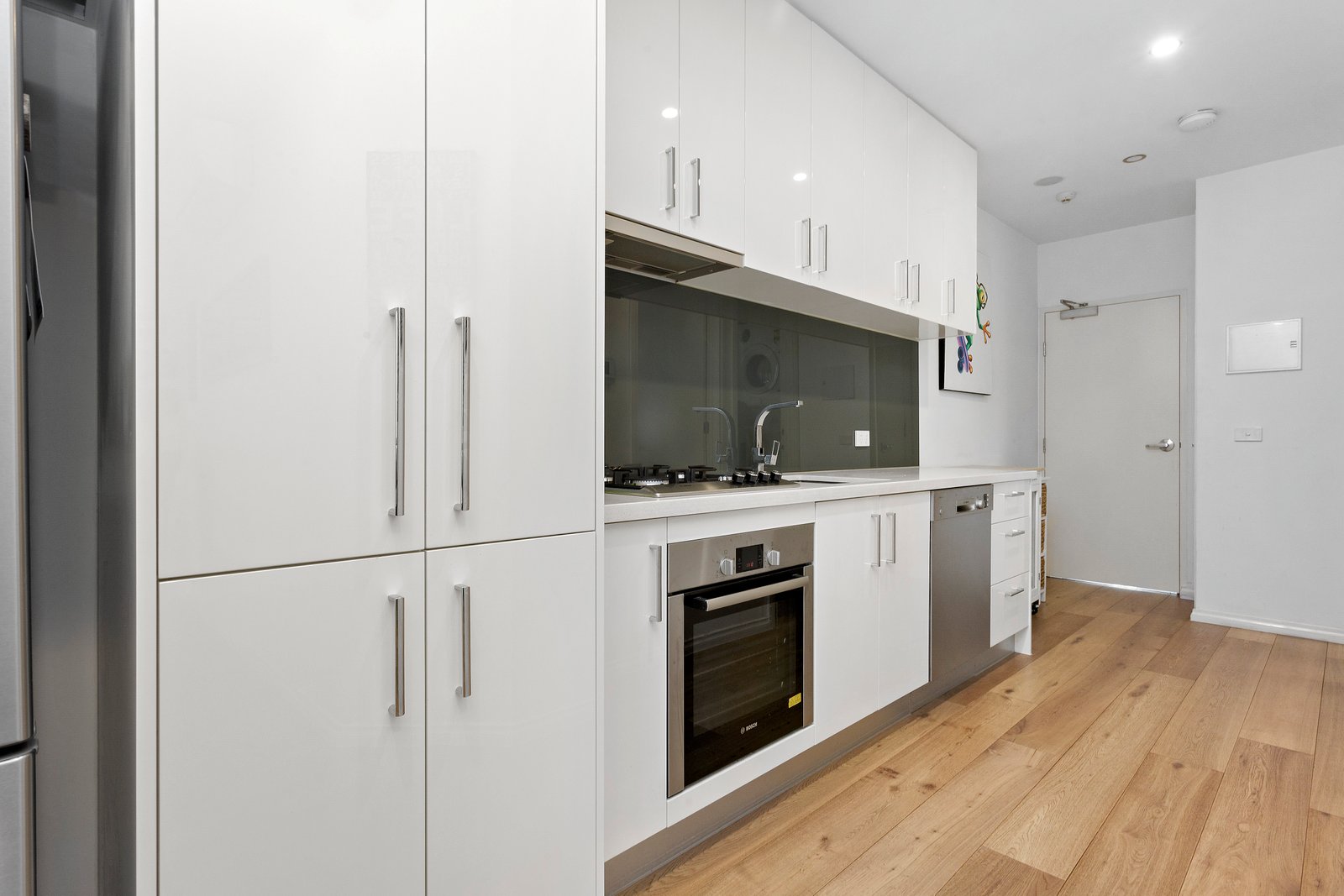 Gallery: 101/148 Warrigal Road