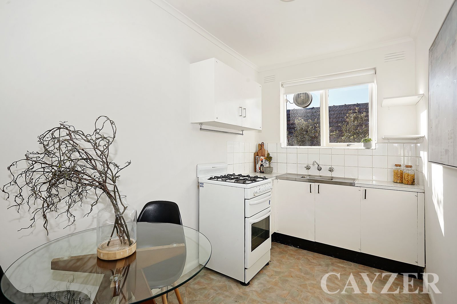 Gallery: 10/117 Park Street