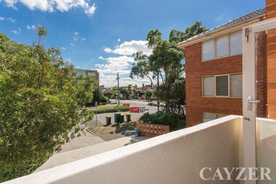 Gallery: 10/117 Park Street
