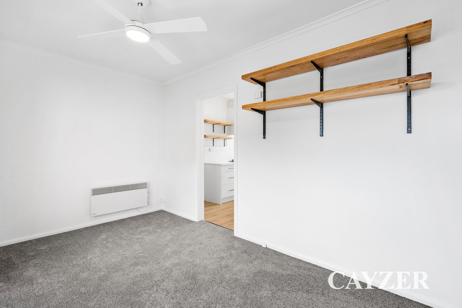 Gallery: 10/117 Park Street