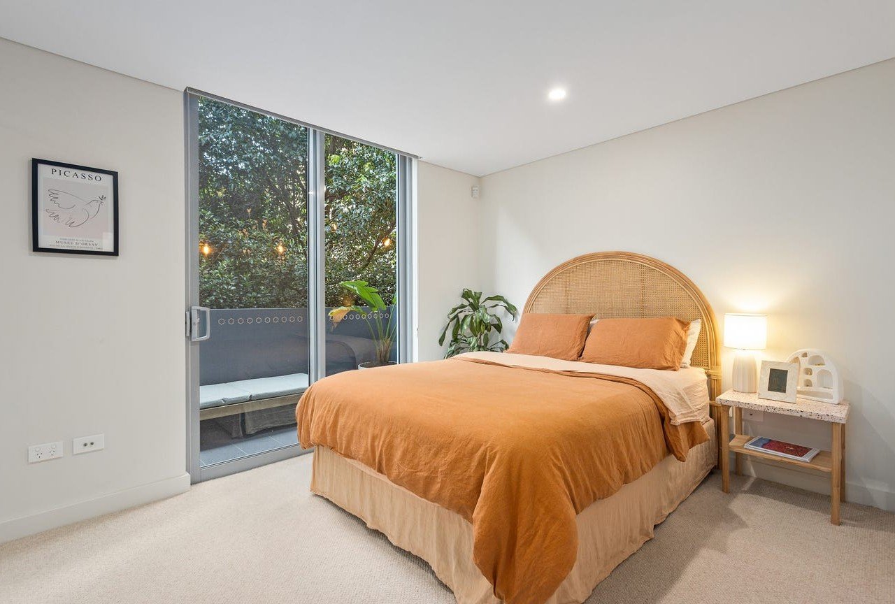 101/18 Kembla Street WOLLONGONG 4