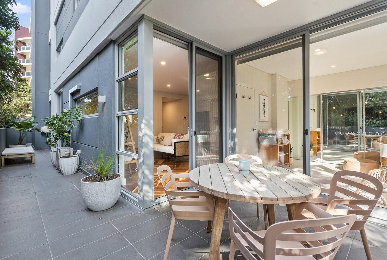 101/18 Kembla Street WOLLONGONG 8