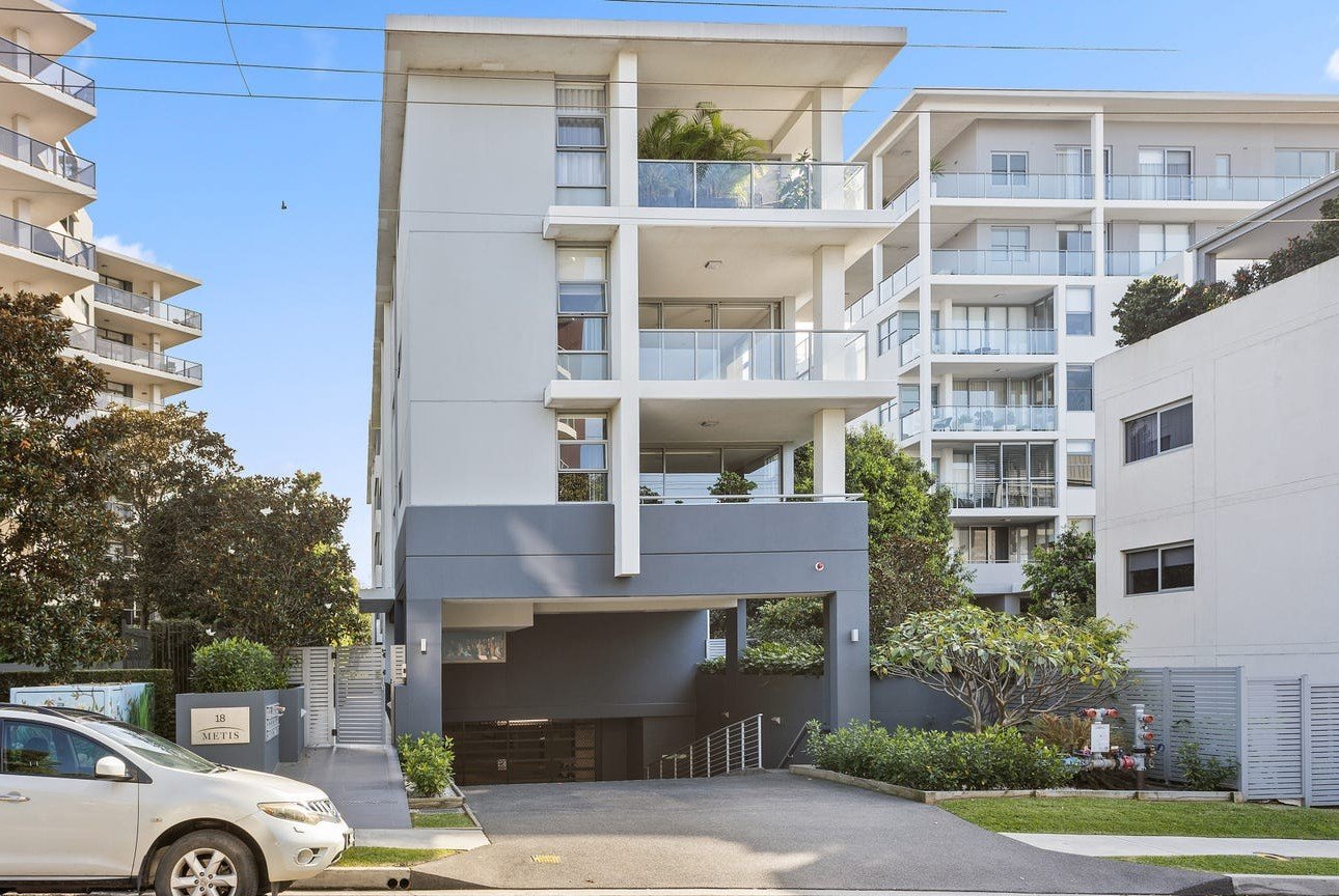 101/18 Kembla Street WOLLONGONG 9