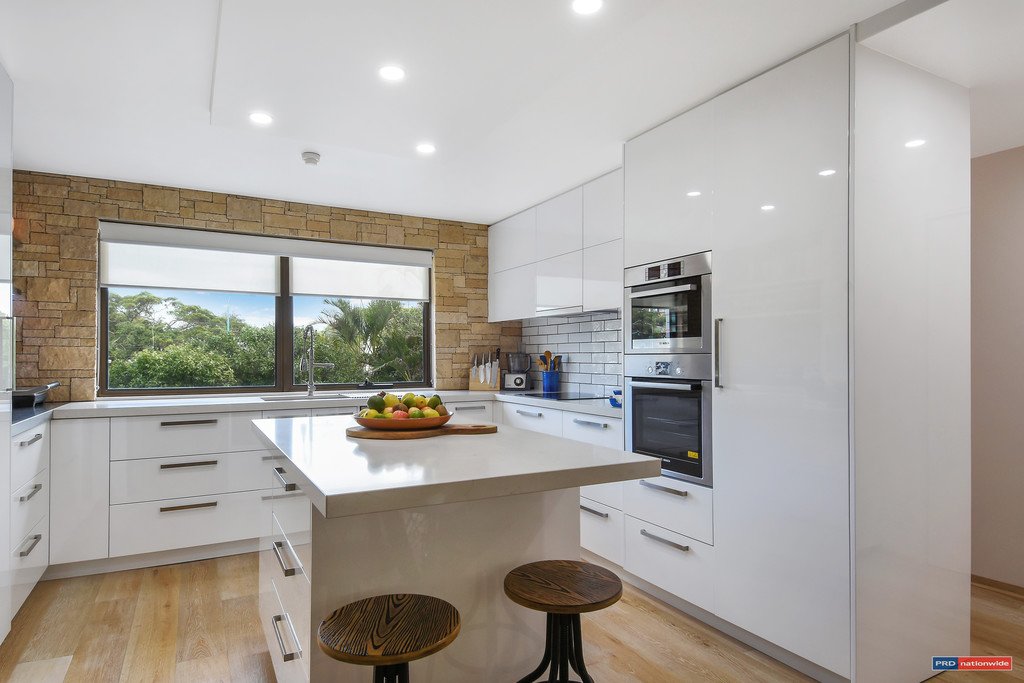 101/1855 Gold Coast Highway BURLEIGH HEADS 8