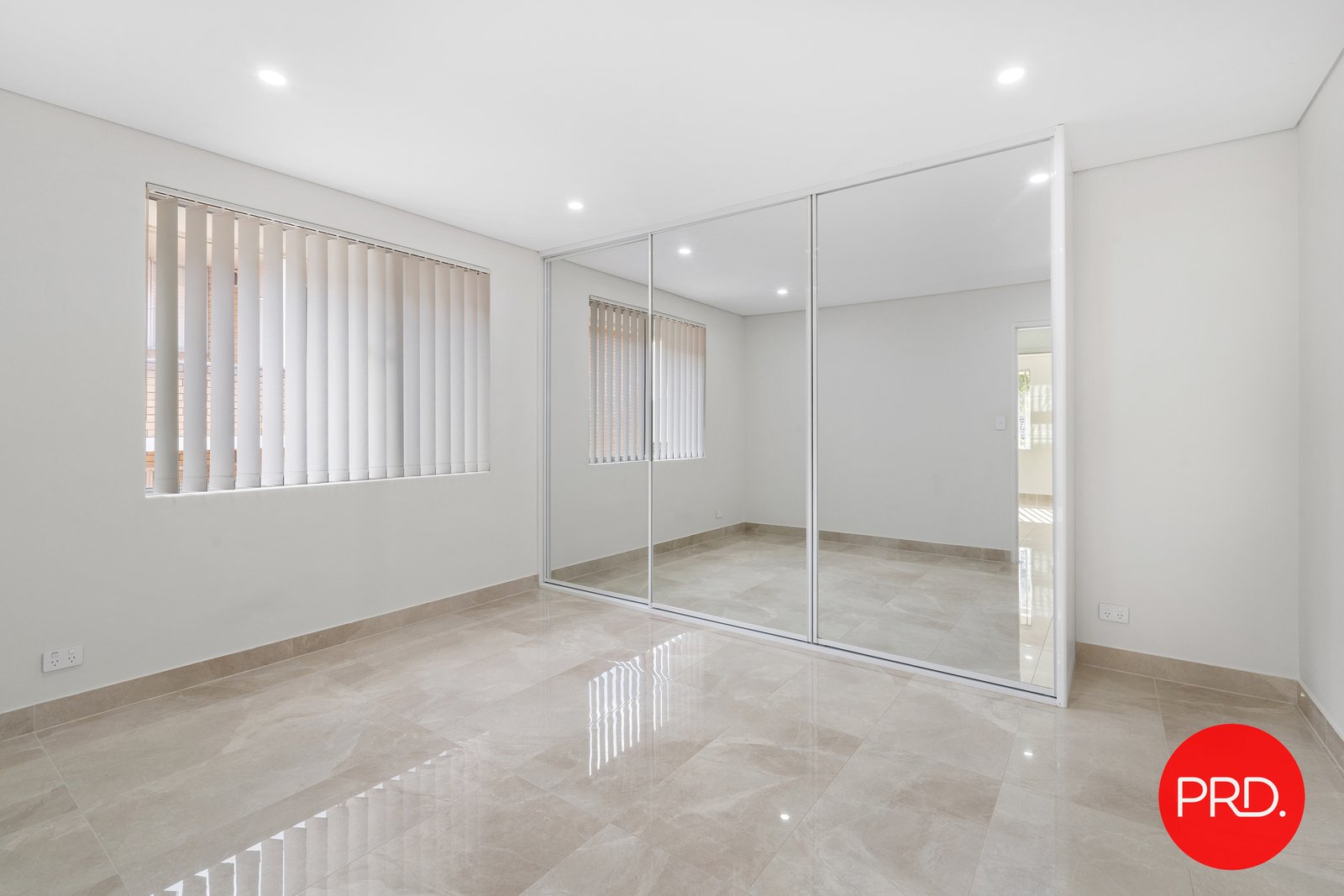 10/12-14 High Street CARLTON 4