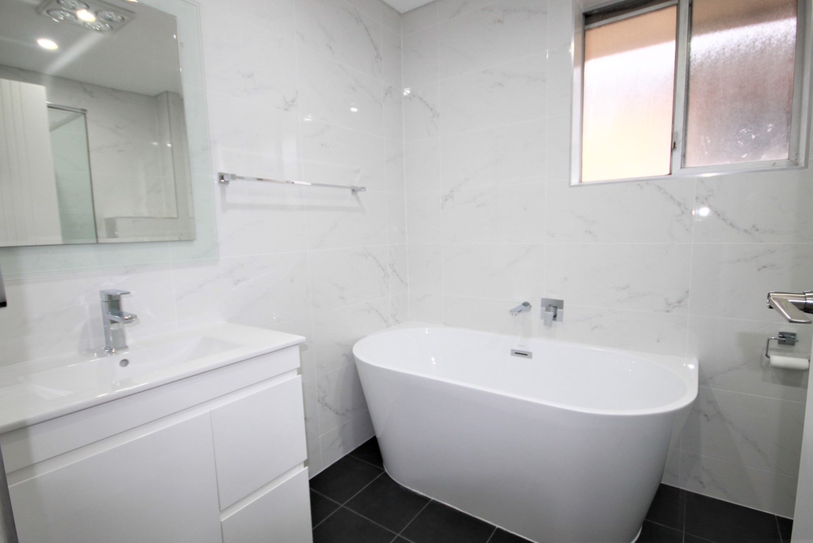 10/12-14 High Street CARLTON 5