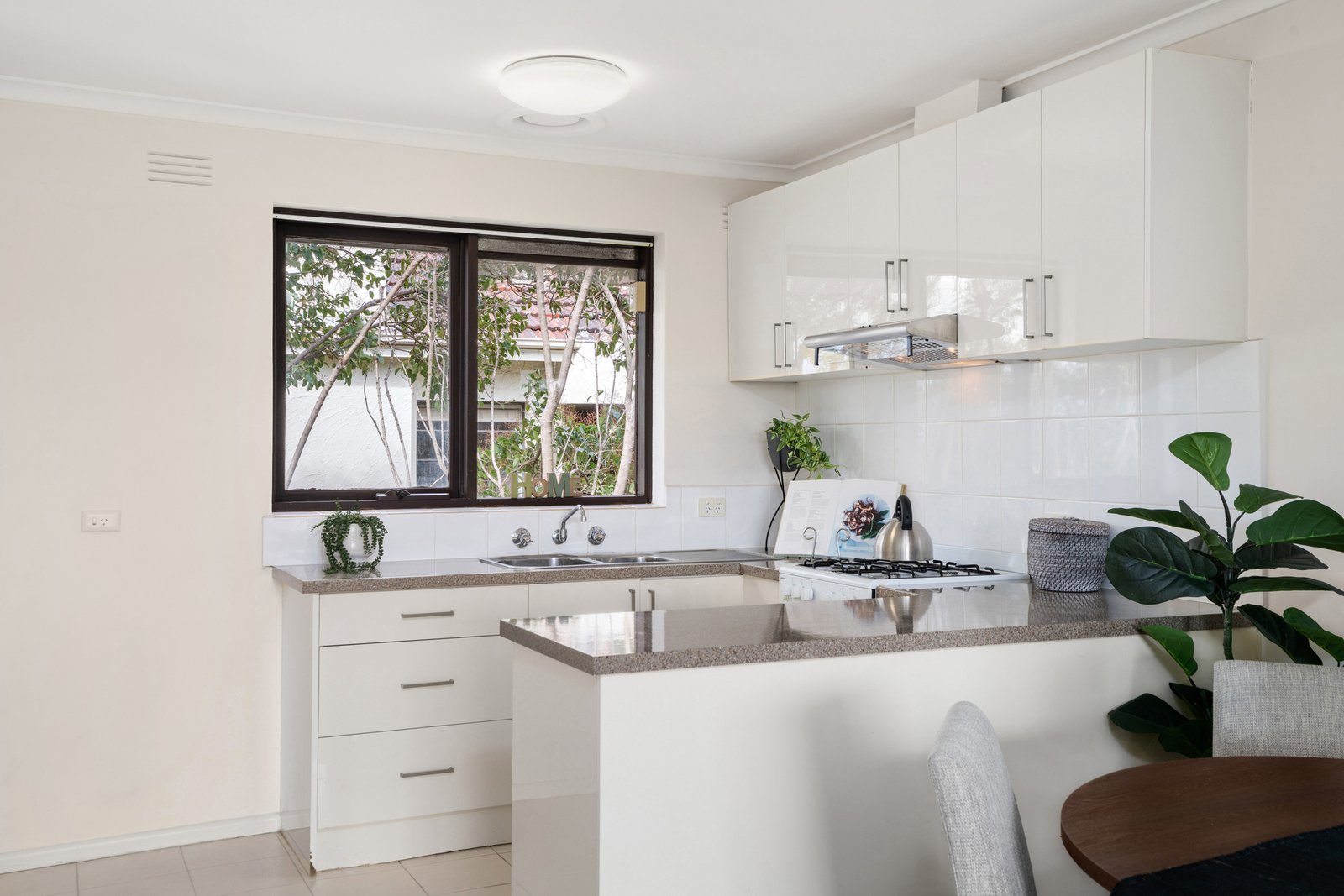 Real Estate and Property in 10/12 Charnwood Road, St Kilda, VIC