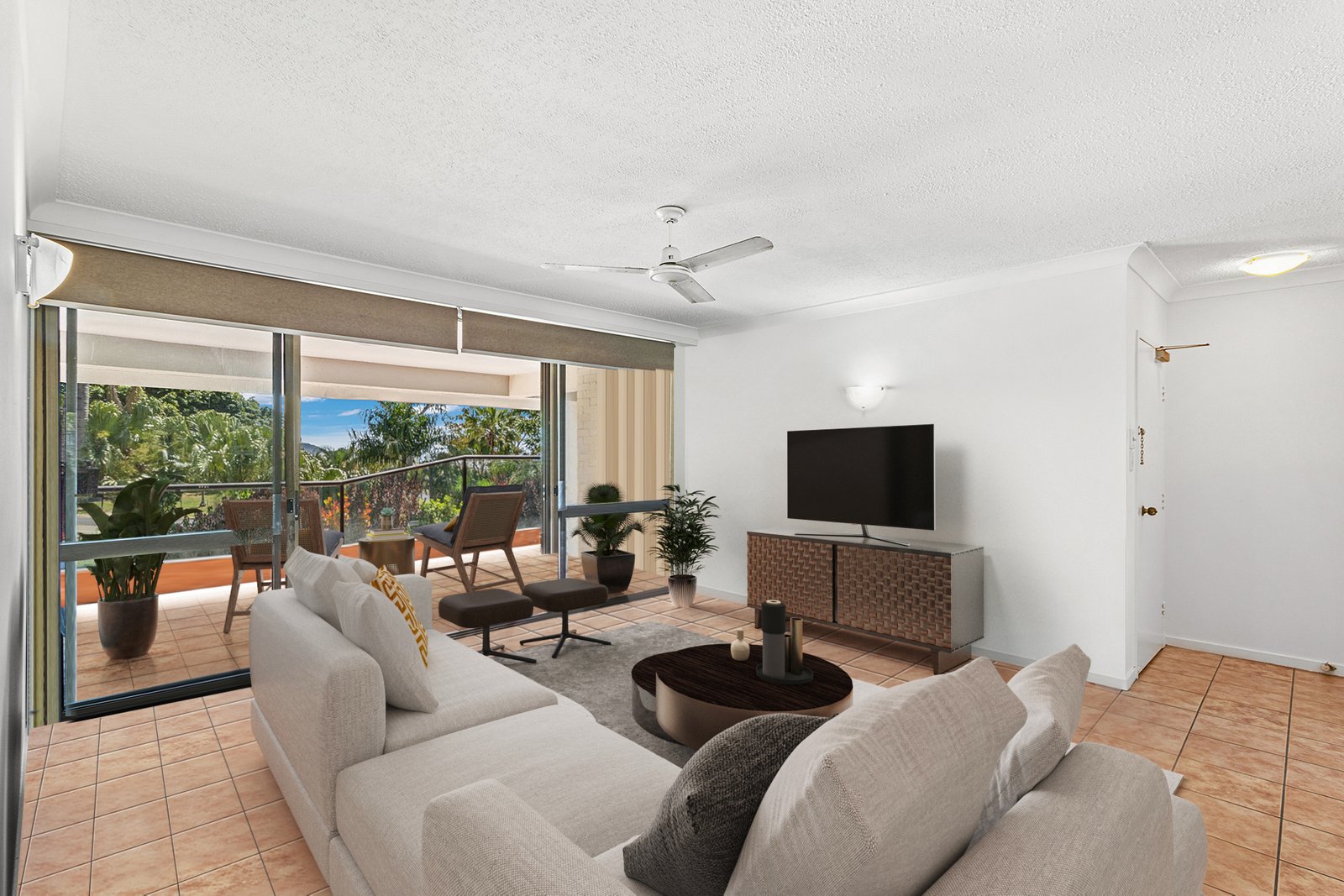 101/2 Eshelby Drive CANNONVALE 1