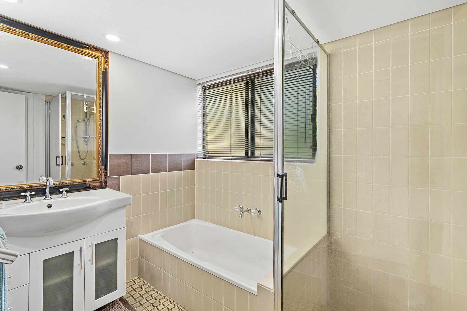 101/2 Eshelby Drive CANNONVALE 6