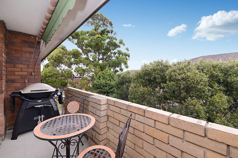 10/12 Grace Campbell Crescent HILLSDALE 6