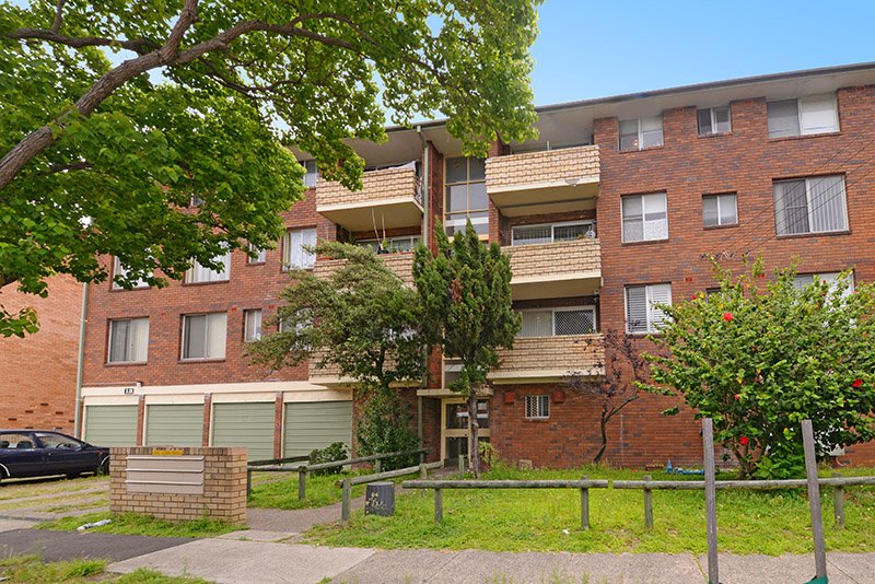 10/12 Grace Campbell Crescent HILLSDALE 10