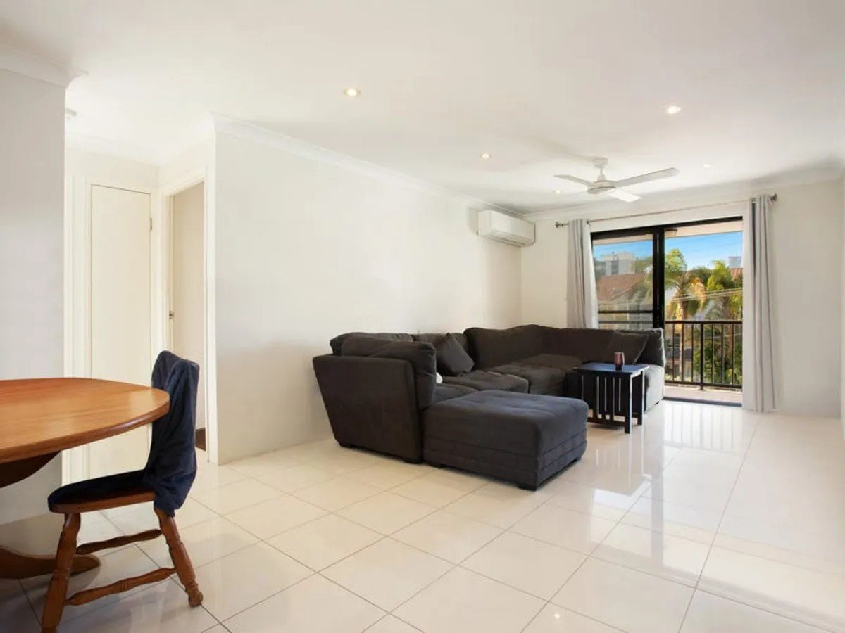 10/12 Monaco  Surfers Paradise 4