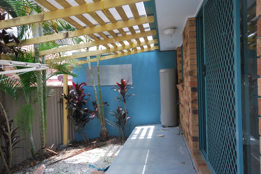 10/12 Sarath Street MUDGEERABA 12
