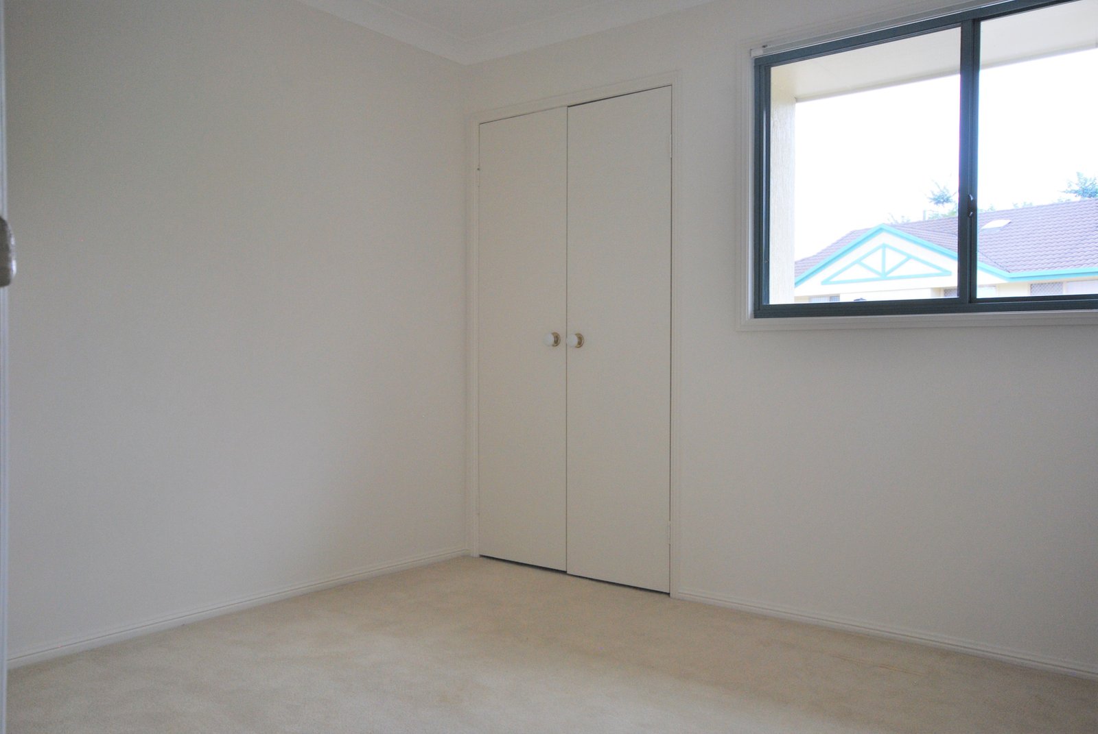 10/12 Sarath Street MUDGEERABA 10