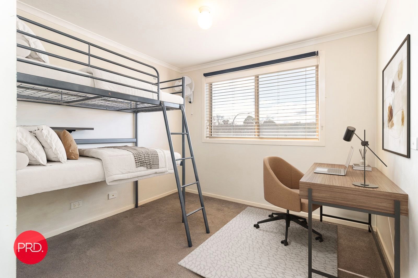 10/12 Waniassa Street QUEANBEYAN EAST 13