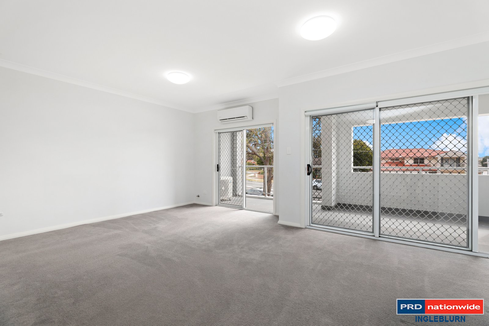 10/120-122 Cumberland Road INGLEBURN 2