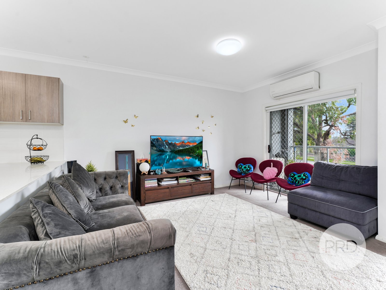 10/120-122 Cumberland Road INGLEBURN 5