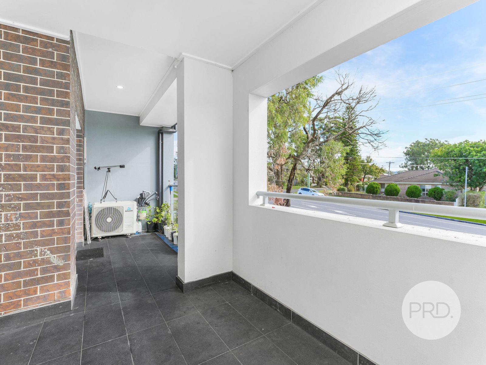 10/120-122 Cumberland Road INGLEBURN 11