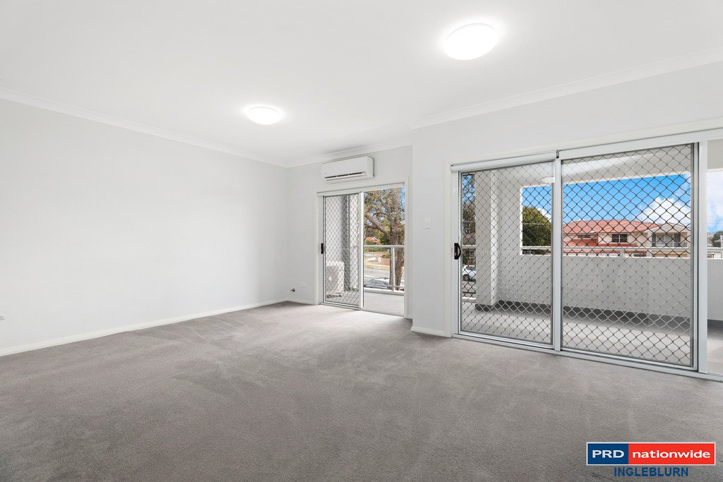 10/120-122 Cumberland Road INGLEBURN 2