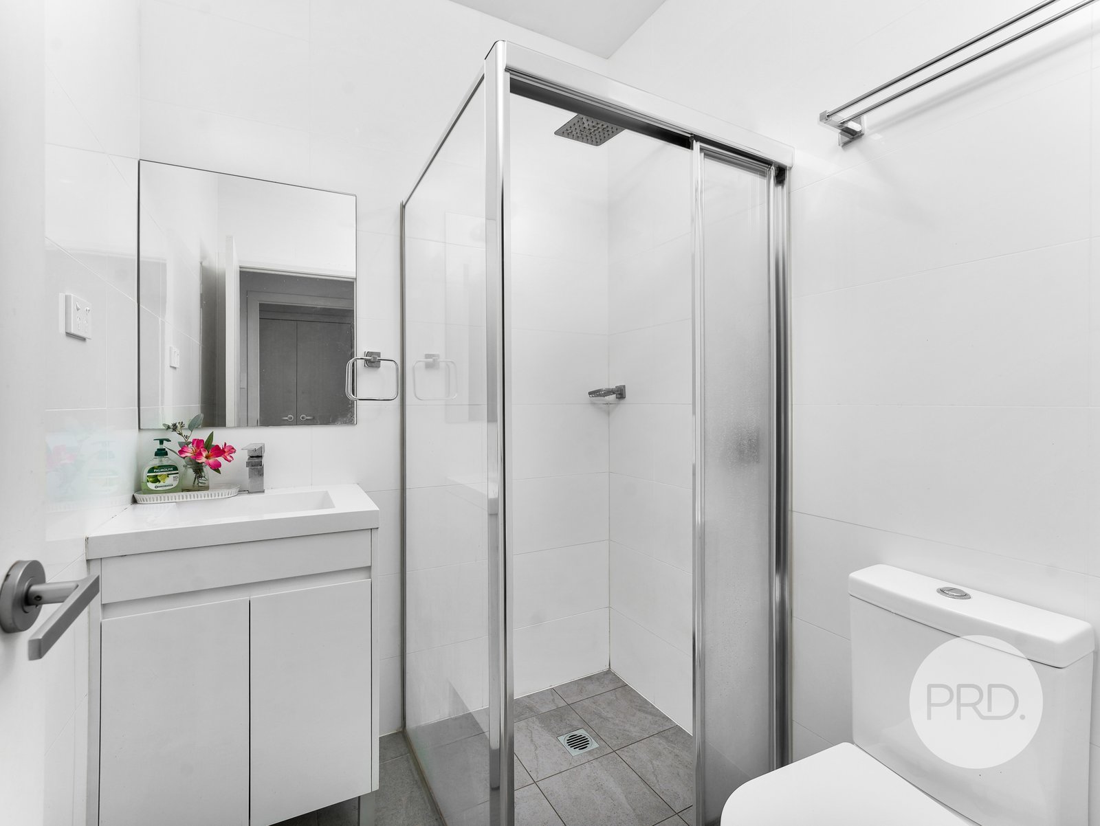 10/120-122 Cumberland Road INGLEBURN 8