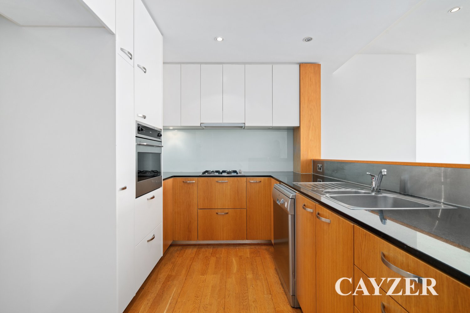 Gallery: 10/120 Princes Street