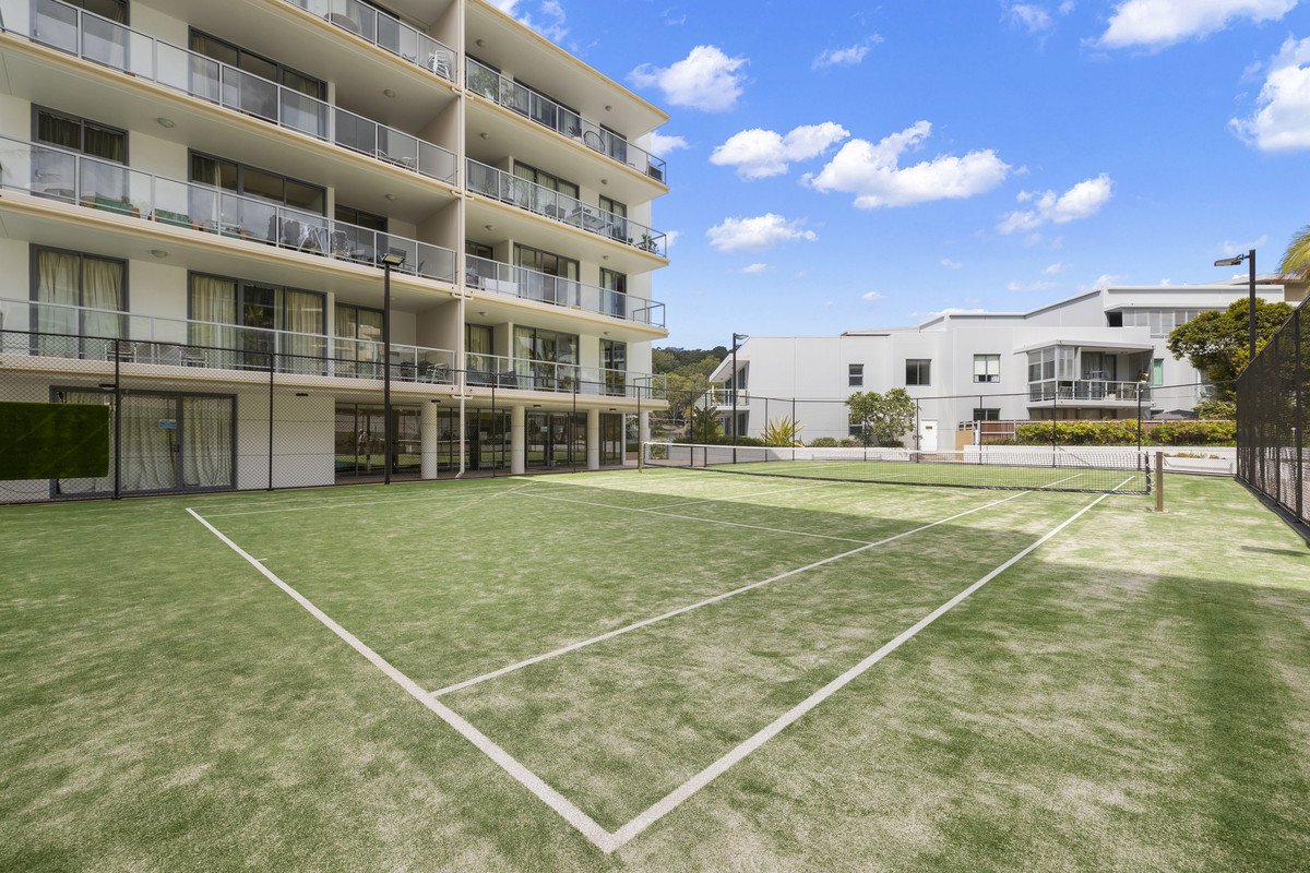 1012/1 Ocean Street BURLEIGH HEADS 15