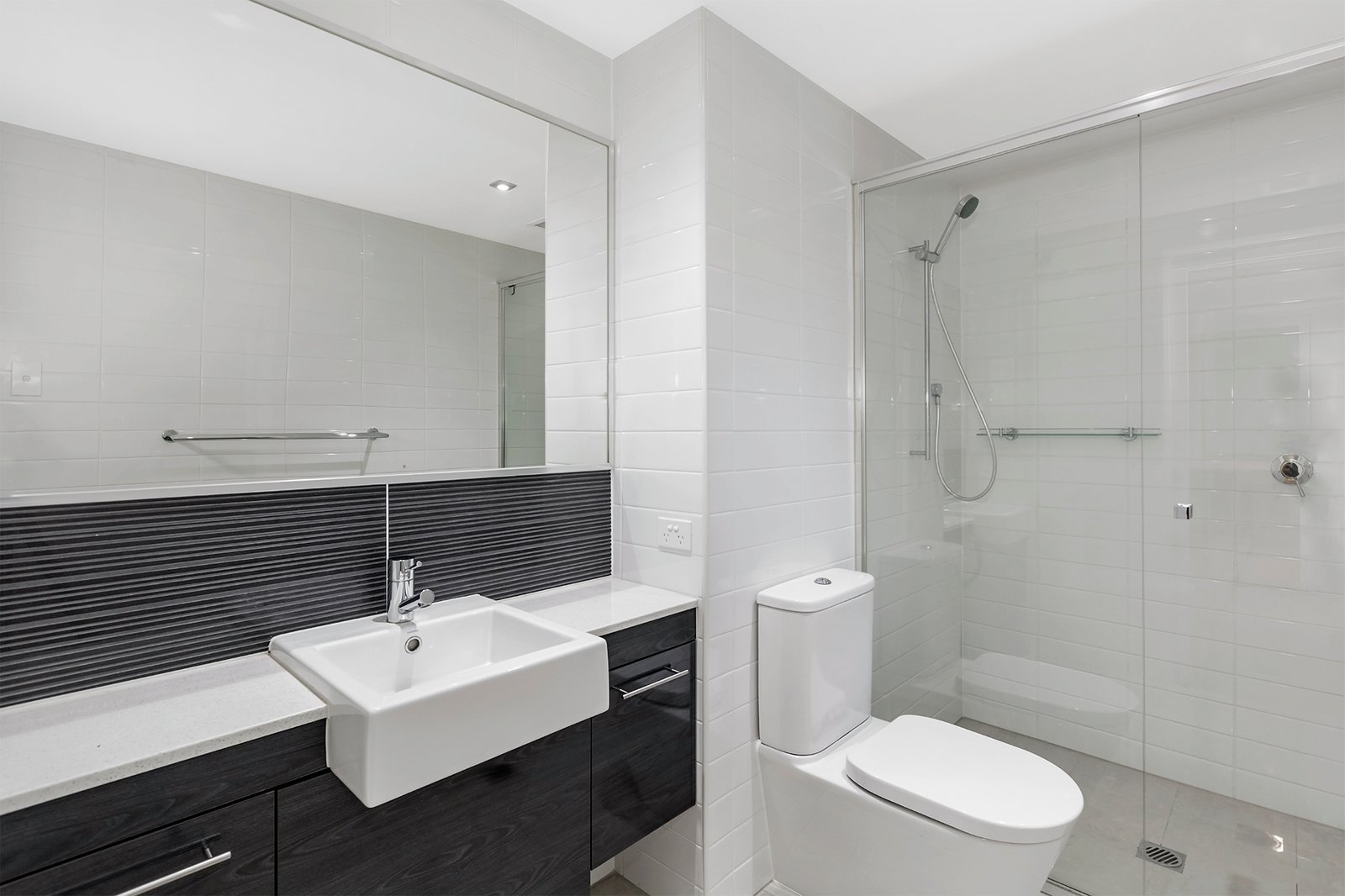 101/22-24 Ben Lexcen Place ROBINA 9
