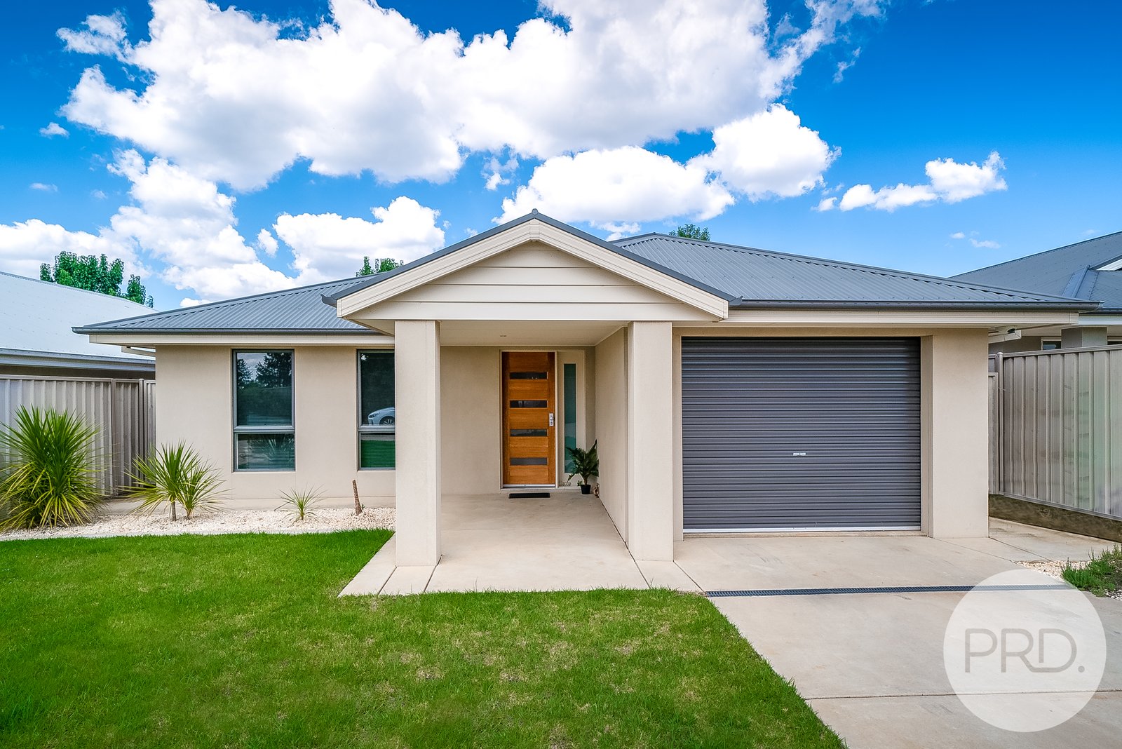 10/124 Mima Street GLENFIELD PARK 1