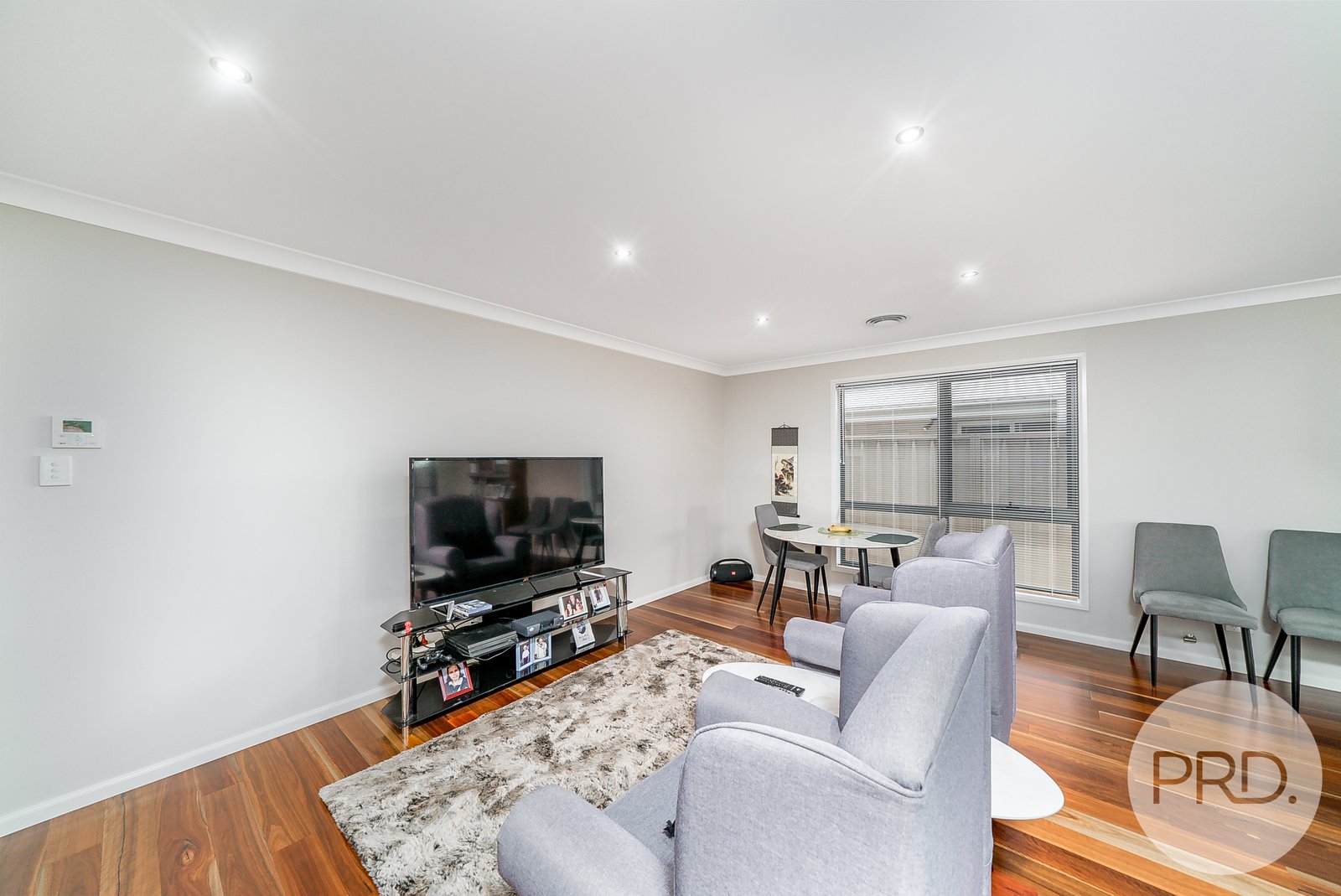 10/124 Mima Street GLENFIELD PARK 5