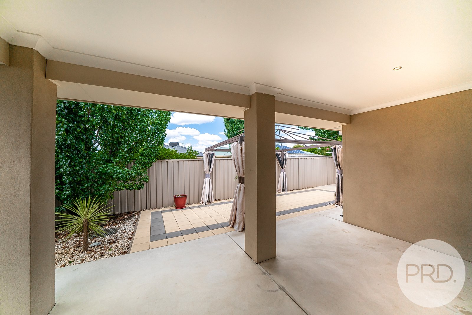 10/124 Mima Street GLENFIELD PARK 12