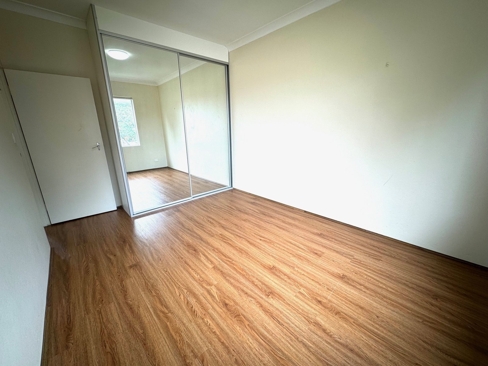 10/13-15 Eden Street ARNCLIFFE 3