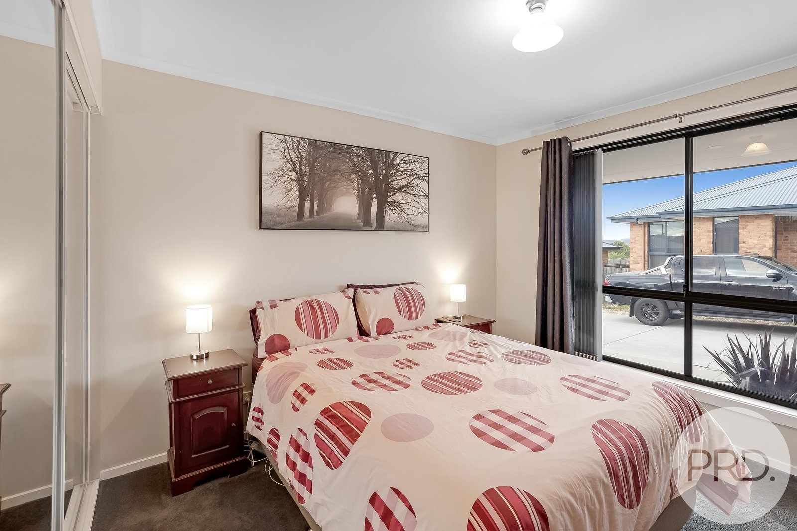 10/13 Burrows Avenue BRIGHTON 15