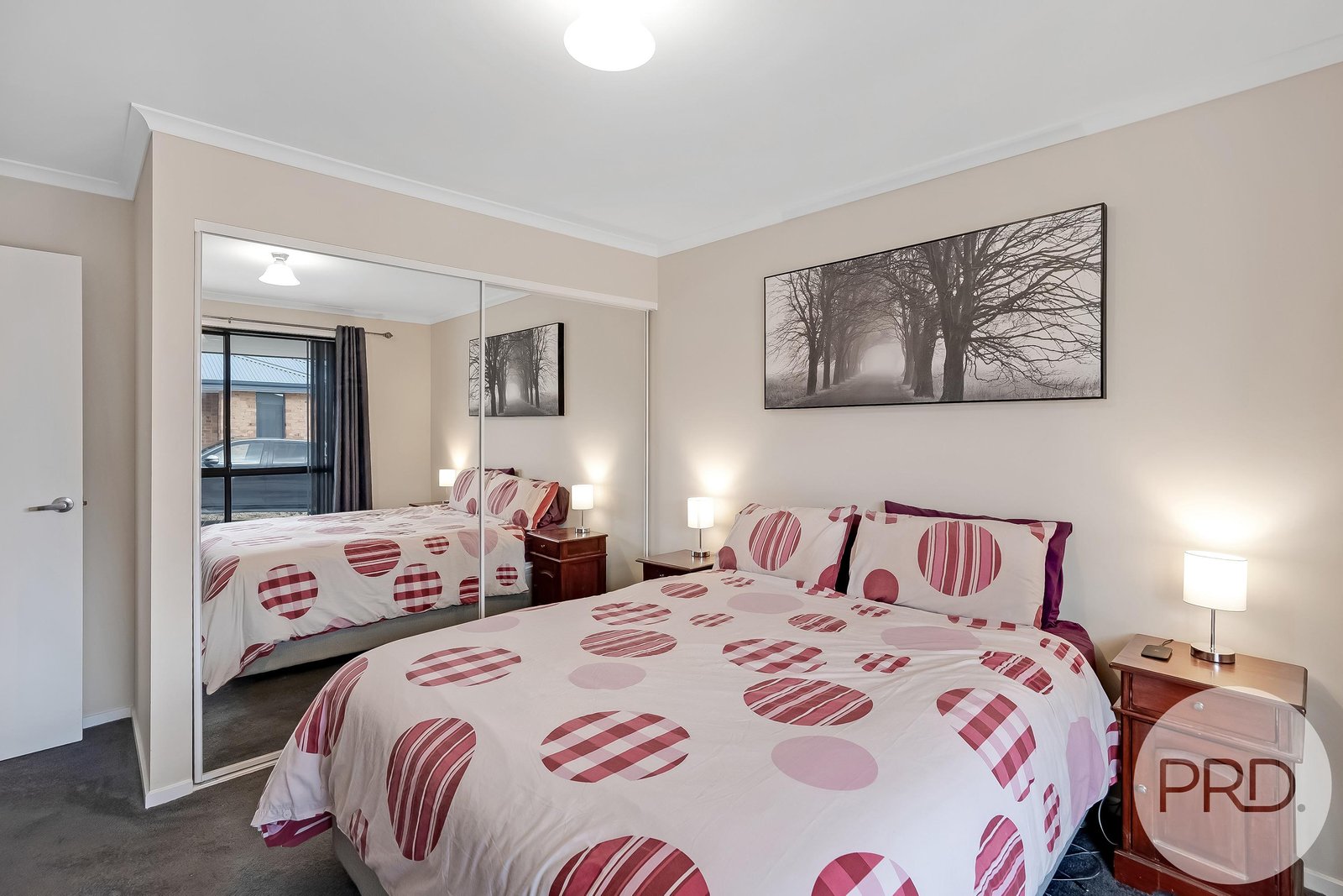 10/13 Burrows Avenue BRIGHTON 16