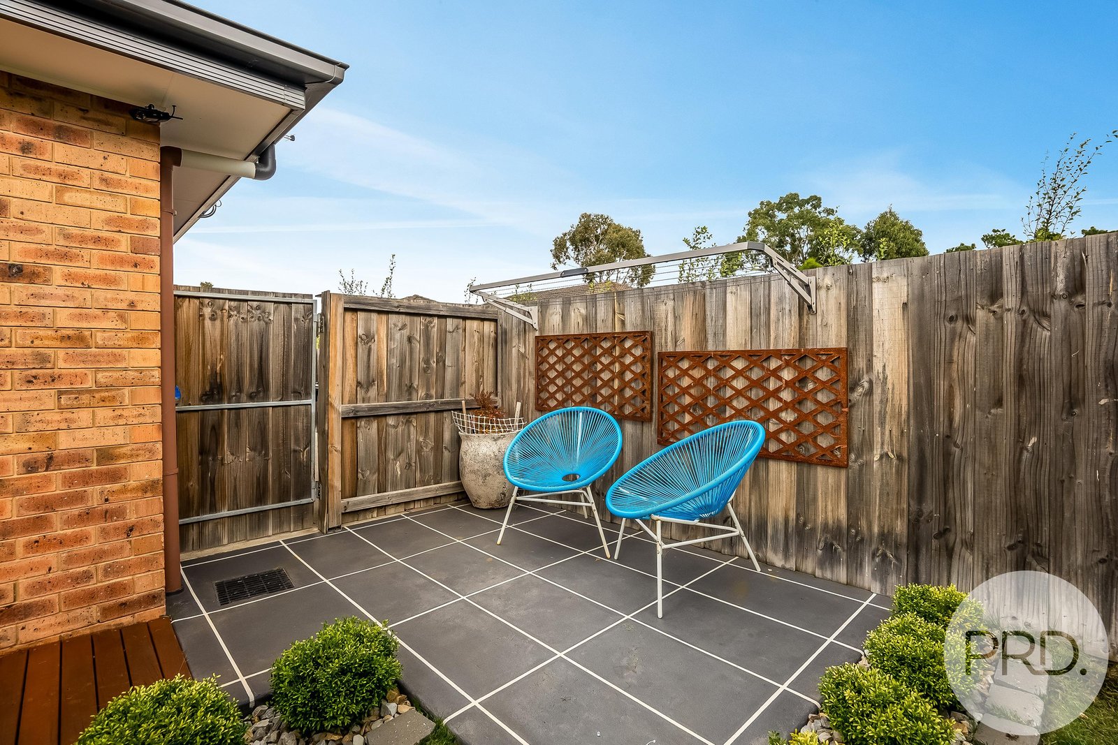 10/13 Burrows Avenue BRIGHTON 19