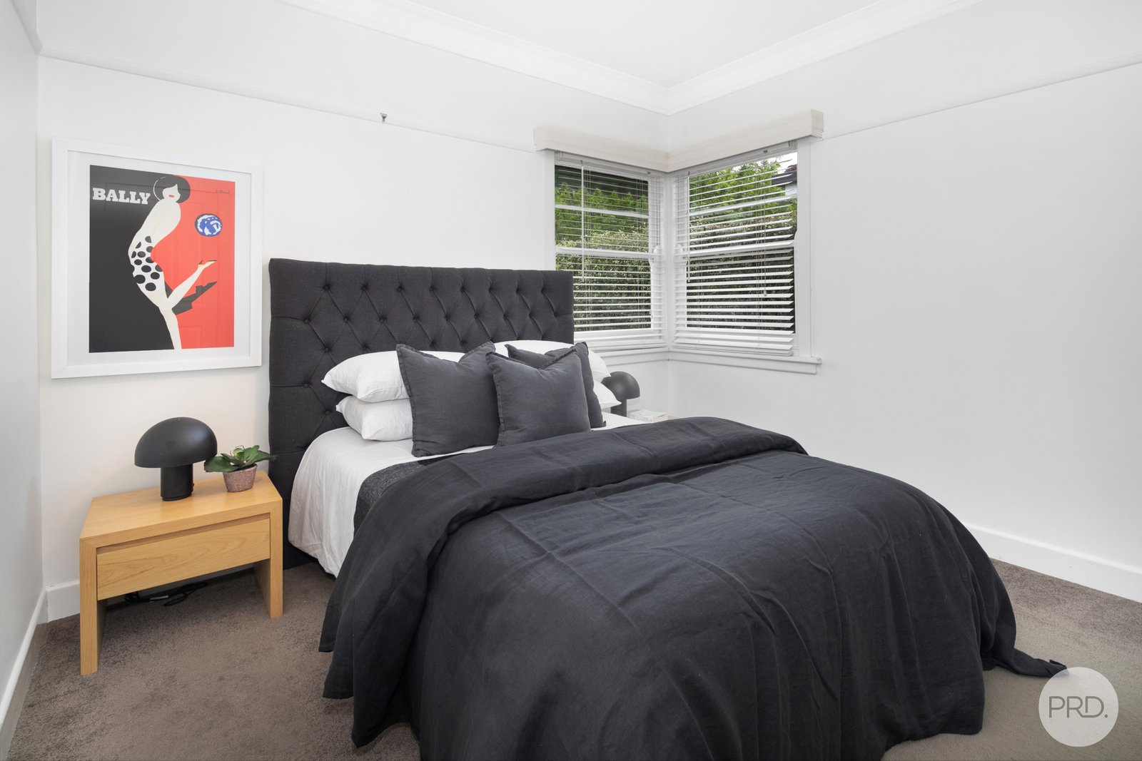 1013 Talbot Street South REDAN 8