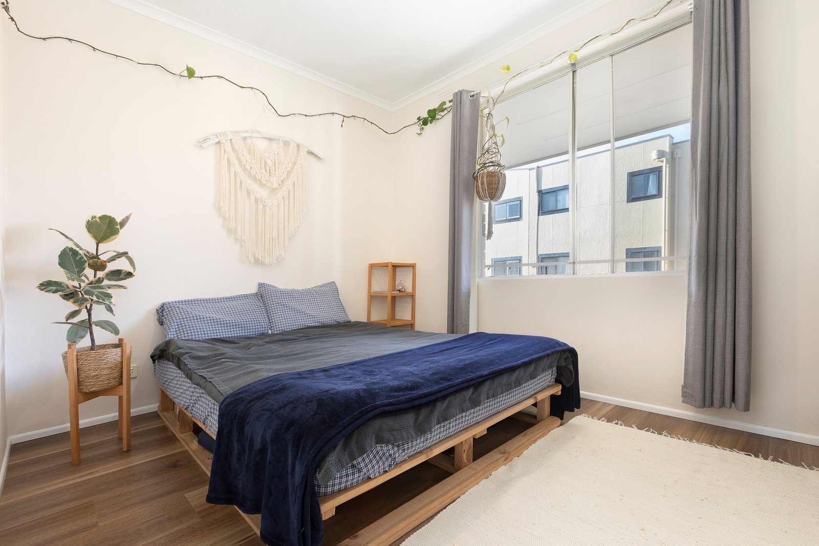 Gallery: 10/131 Somerville Road