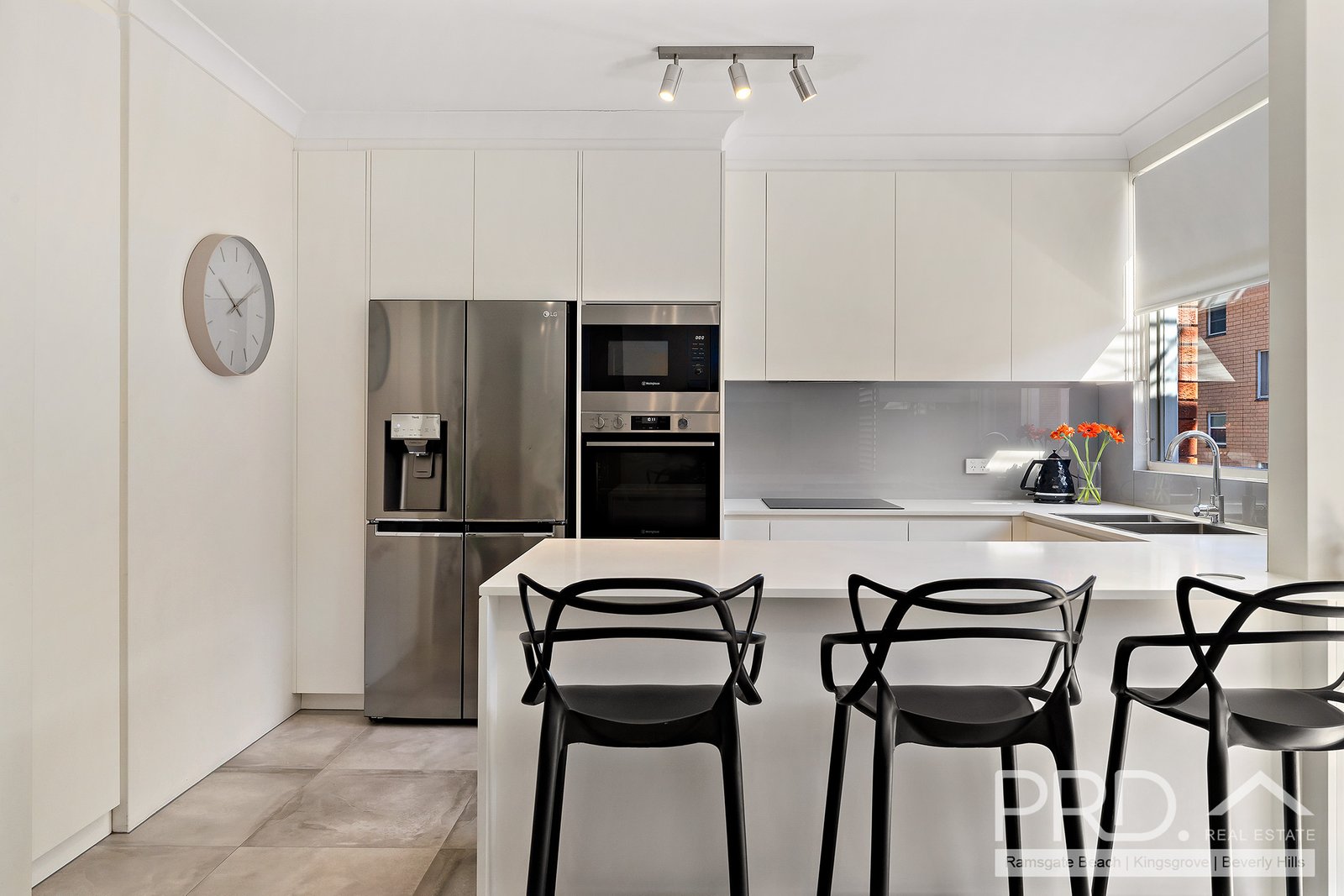 10/132-134 Chuter Avenue RAMSGATE BEACH 3