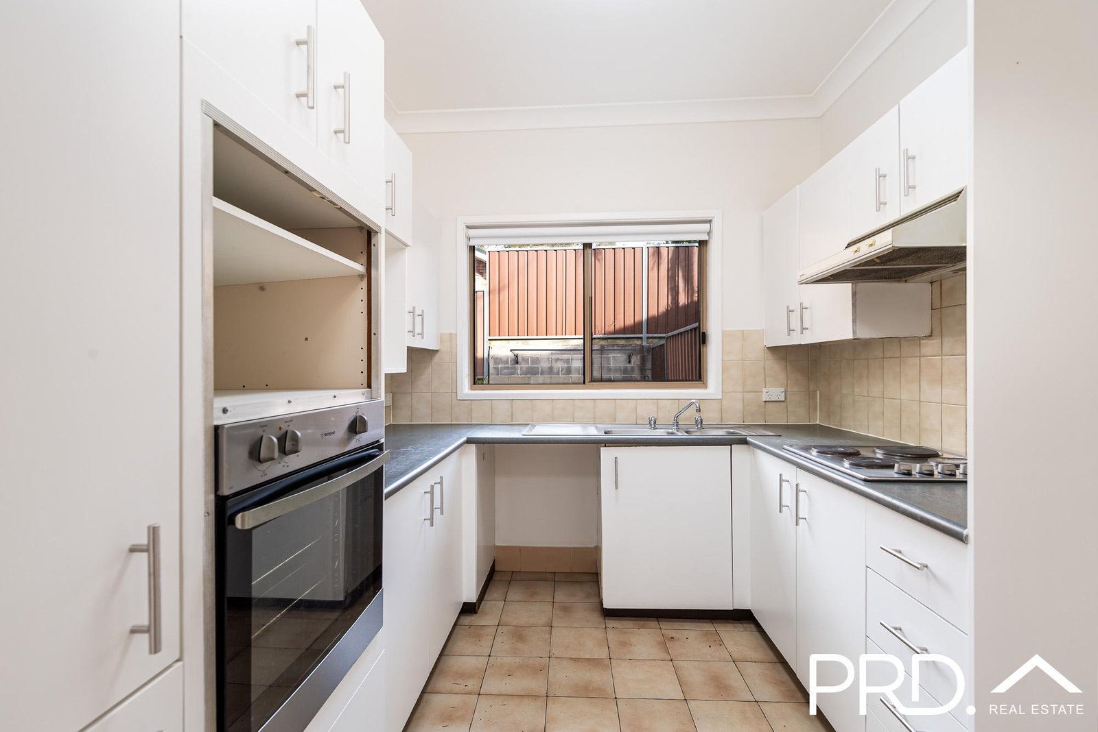 10/135 Rex Road GEORGES HALL 4