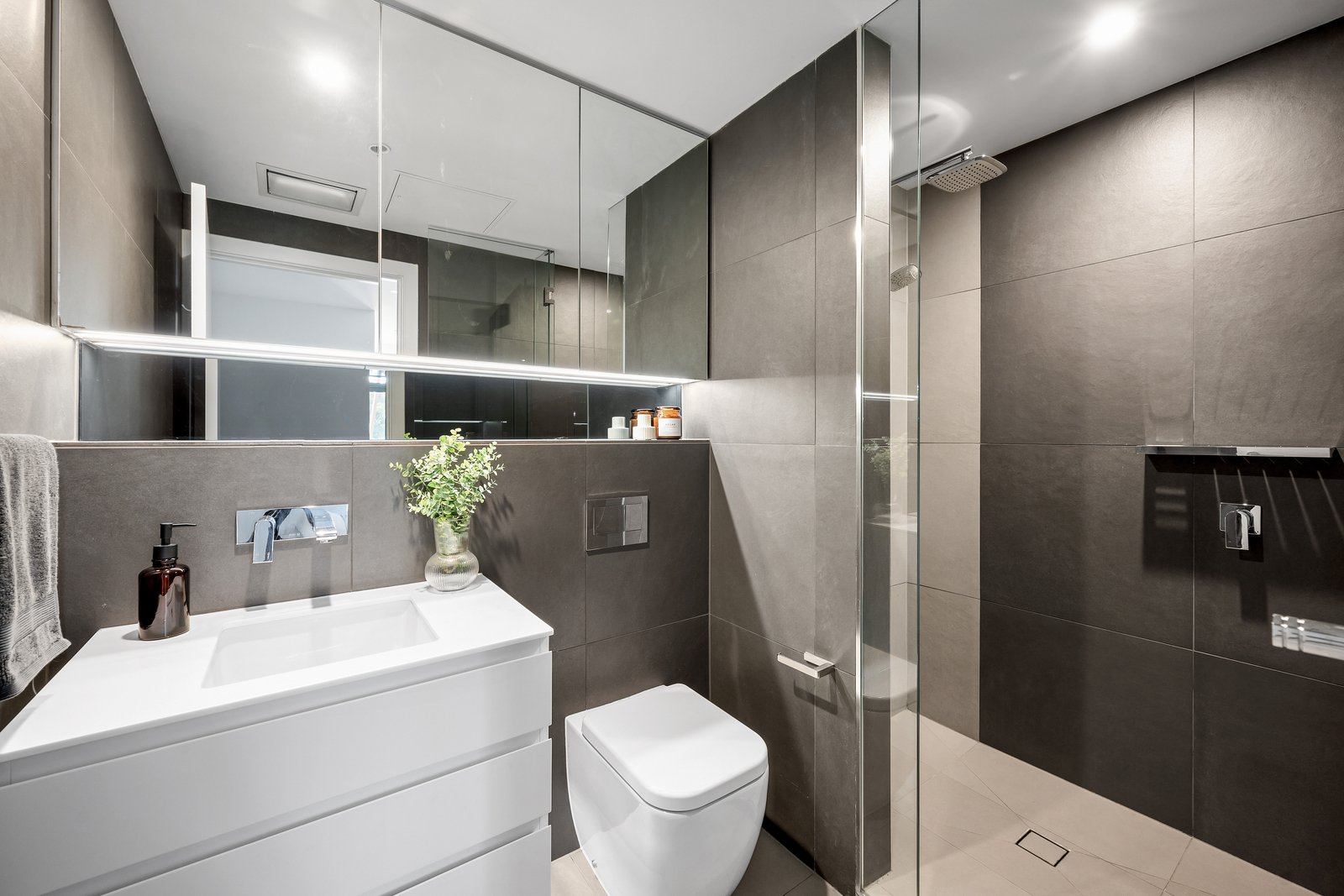 Real Estate and Property in 101/356 Orrong Road, Caulfield North, VIC