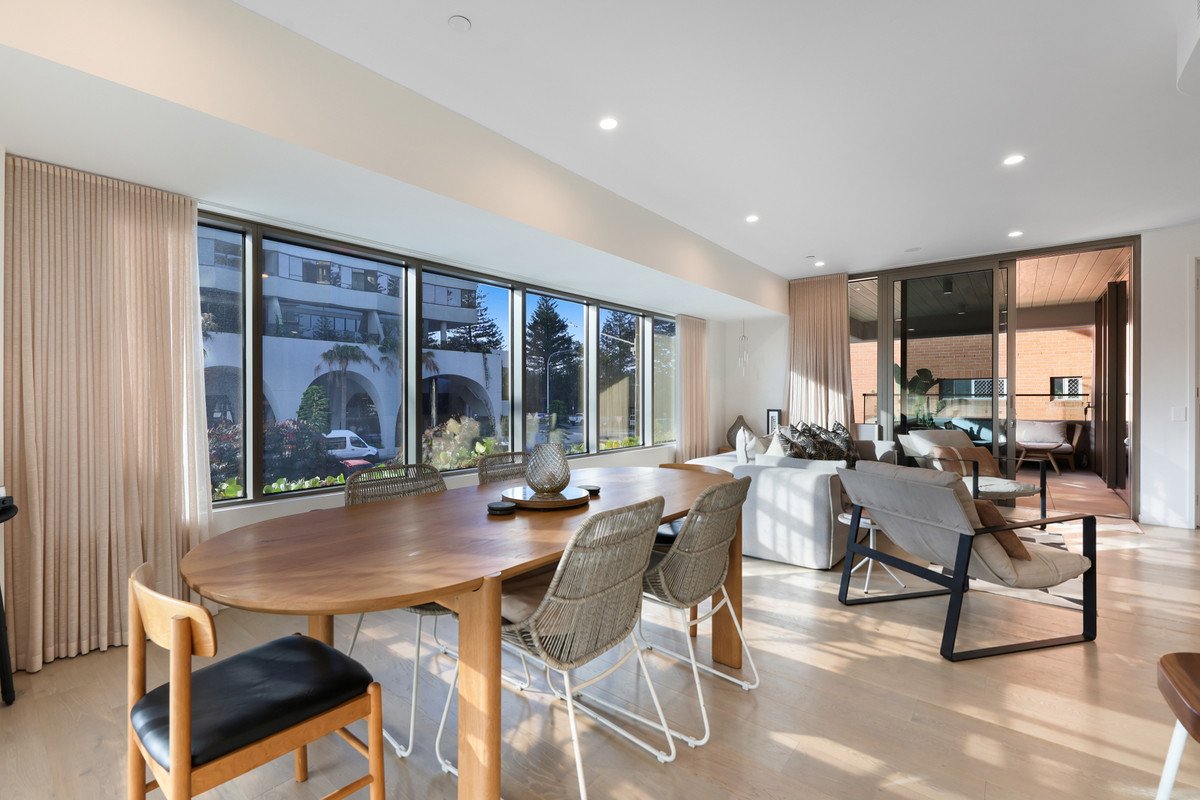 101/4 First Avenue Burleigh Heads 18