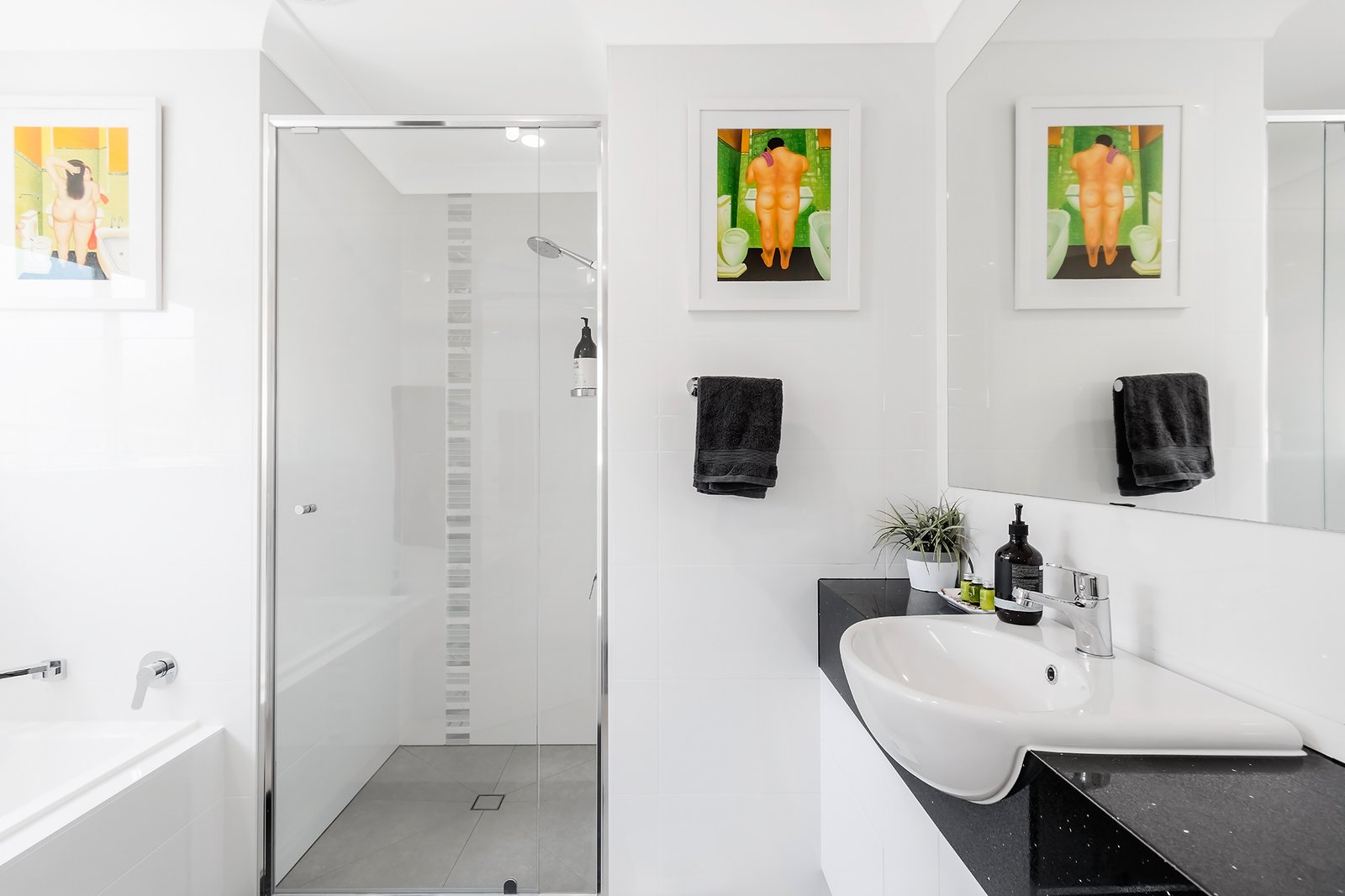 10/14 Oakmont Street ROBINA 9