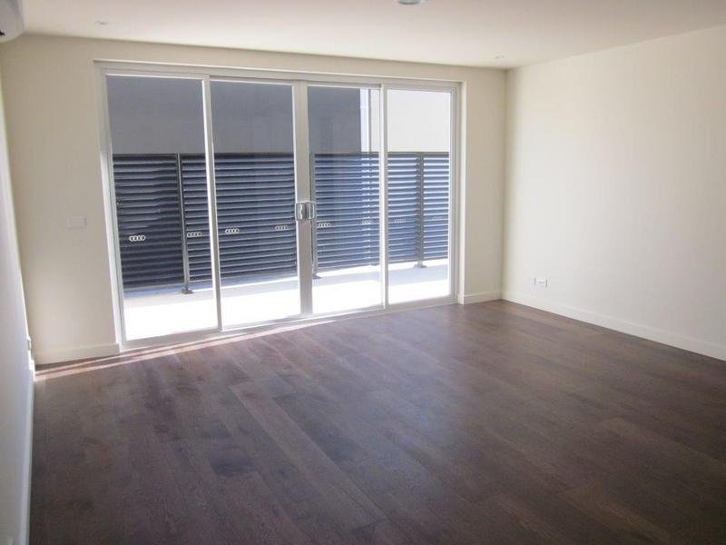 Gallery: 101/409 Bay Street