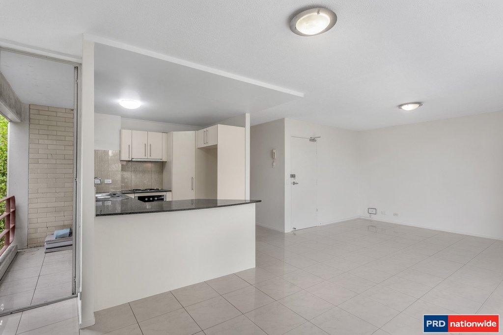 10/142-144 Ryan Street WEST END 11