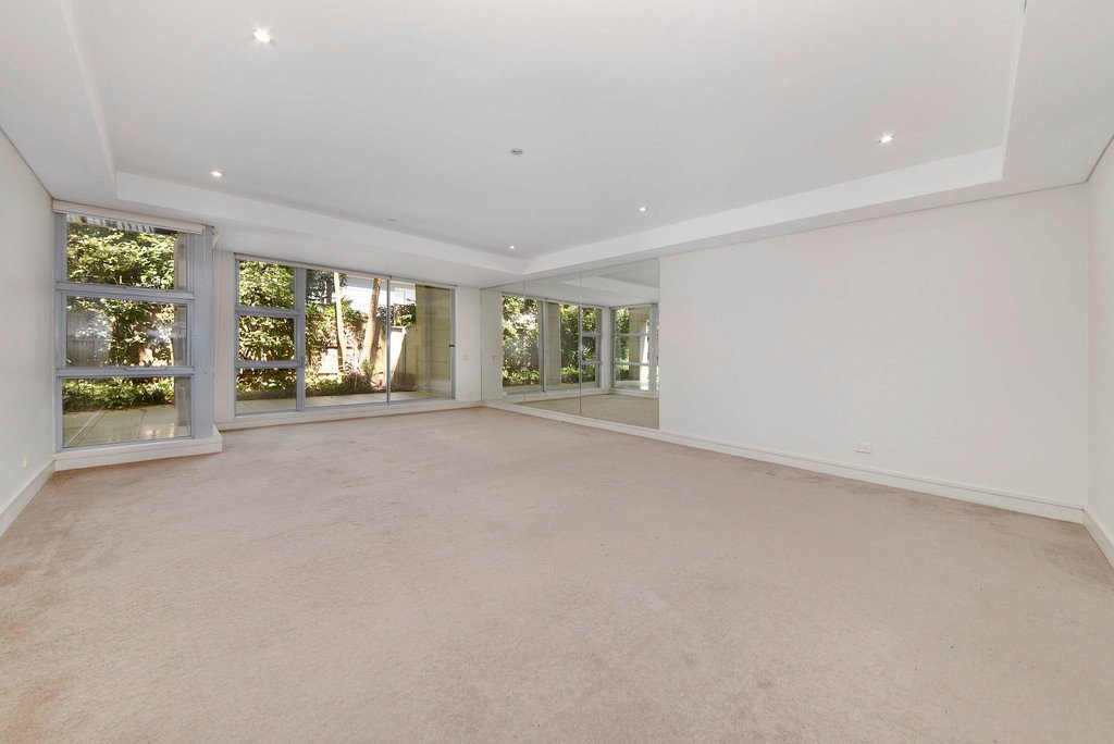 101/43-53 Carlisle Street ROSE BAY 1