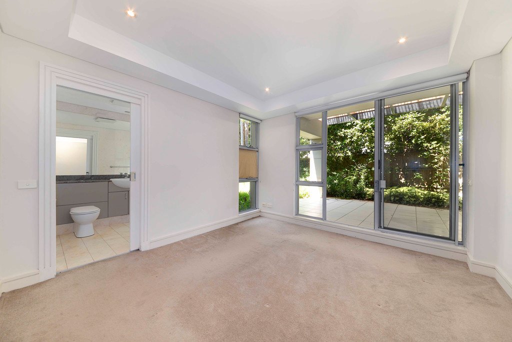 101/43-53 Carlisle Street ROSE BAY 3